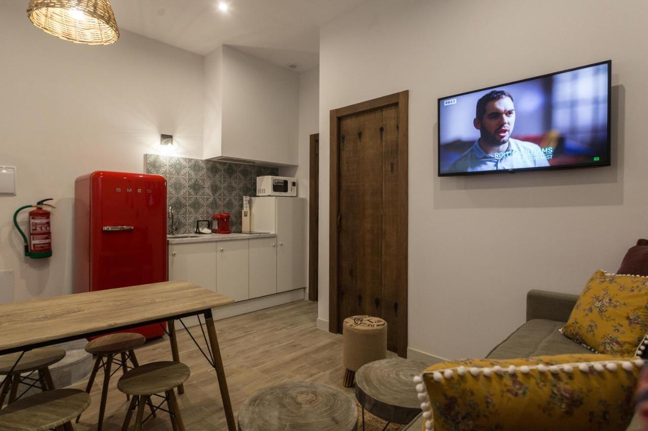 Tria Nomina Apartamentos Turisticos Mérida Eksteriør bilde